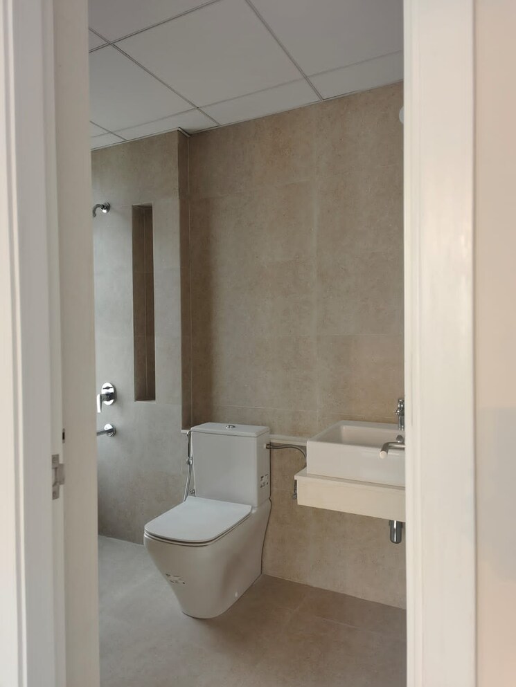 Bathroom, tata-serein 4 Bedroom 1800 Sq.Ft. Apartment In Pokhran Road No 2 Thane 7916237