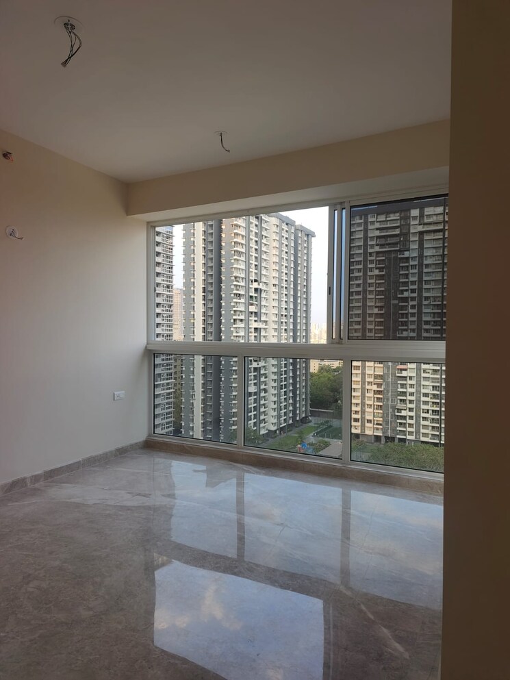 Room, tata-serein 4 Bedroom 1800 Sq.Ft. Apartment In Pokhran Road No 2 Thane 7916237