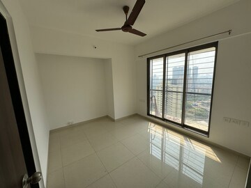 2 BHK Apartment For Rent in Runwal Eirene, Balkum Pada