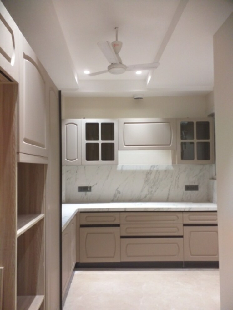 Kitchen, east patel nagar 3 Bedroom 1650 Sq.Ft. Builder Floor In East Patel Nagar Delhi 7916295