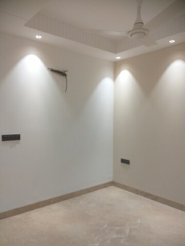Room in 3 BHK Builder Floor at East Patel Nagar – for Sale