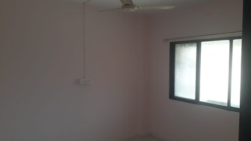 Room in 2 BHK Apartment at Yashraj Park CHS, Kasarvadavali – for Rent