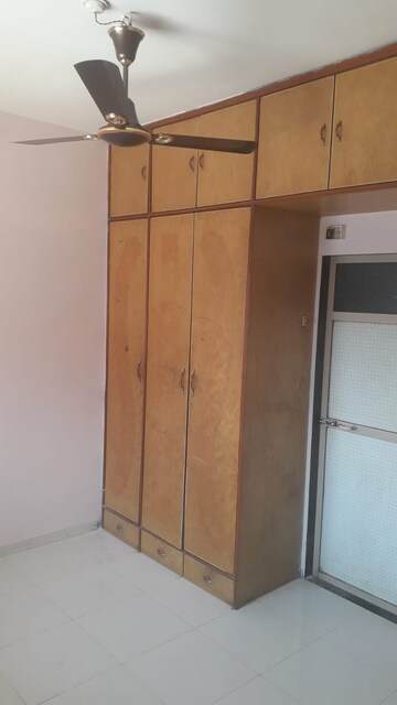 Furnished Amenities in 2 BHK Apartment at Yashraj Park CHS, Kasarvadavali – for Rent