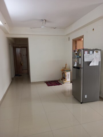 Room in 2.5 BHK Apartment at DLF Express Greens, Sector 91 – for Sale