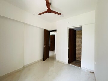 Room in 1 BHK Apartment at Lodha Quality Home Tower 5, Balkum Pada – for Sale