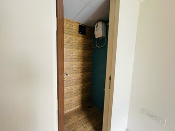 Bathroom in 1 BHK Apartment at Lodha Quality Home Tower 5, Balkum Pada – for Sale