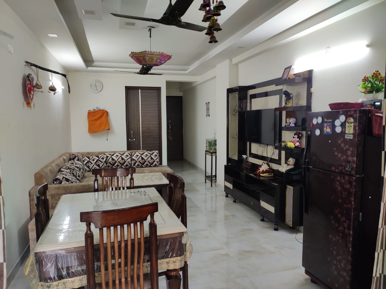 3 BHK 600 Sq.Yd. Builder Floor in AKD Tower