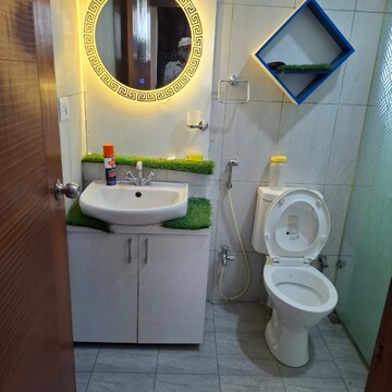 Bathroom in 2 BHK Apartment at Mie ParT-B – for Rent
