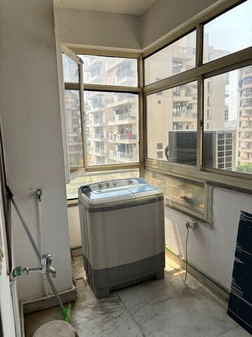 Master Bedroom in 3.5 BHK Apartment at Swaran Villa Friends Apartments, Sector 52 – for Rent