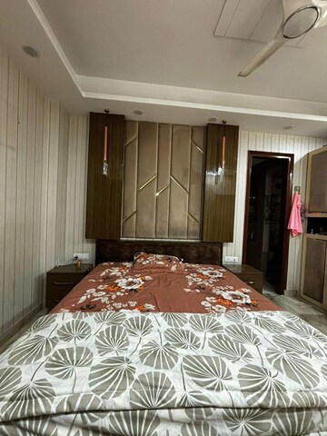 Bedroom in 3 BHK Builder Floor at Sushant Lok 2, Sector 57 – for Rent