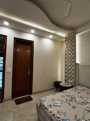 Living Room in 3 BHK Builder Floor at Sushant Lok 2, Sector 57 – for Rent