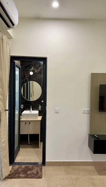 Furnished Amenities in 3 BHK Builder Floor at Ansal Plaza Sector-23, Sector 23 – for Rent