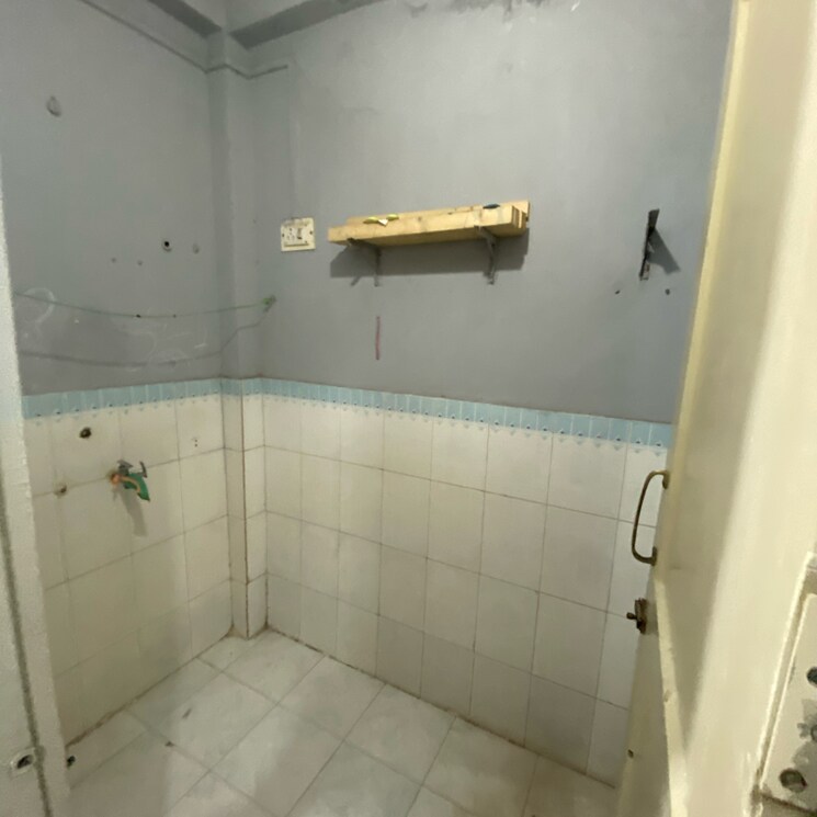 Bathroom, shirke-nisarg-chs 1 Bedroom 570 Sq.Ft. Apartment In Sion Mumbai 7916464