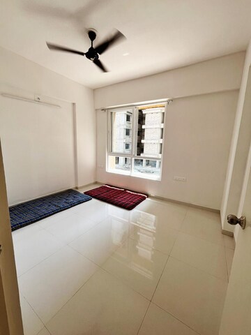 Room in 2 BHK Apartment at Pacifica Hill Crest, Gachibowli – for Rent