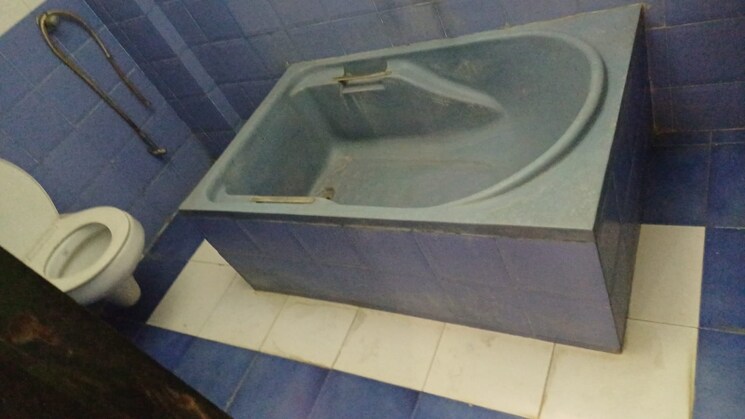 Attached Bathroom, ashar-residency 3 Bedroom 1200 Sq.Ft. Apartment In Pokhran Road No Two Thane 7916564