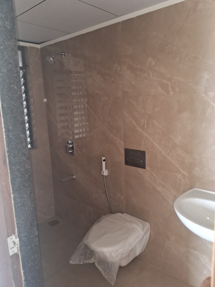 Bathroom, gagan-avencia 2 Bedroom 795 Sq.Ft. Apartment In Kharadi Pune 7916566