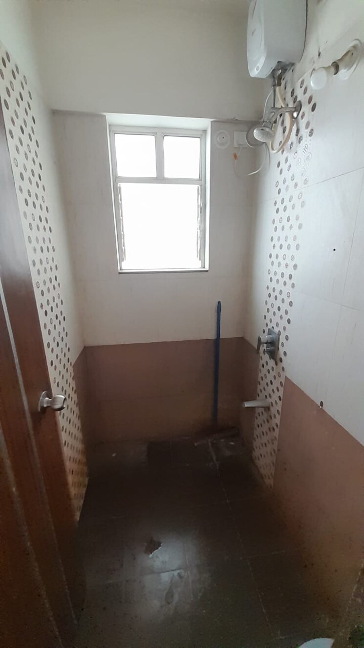 Bathroom, gera-park-view 1 Bedroom 682 Sq.Ft. Apartment In Kharadi Pune 7916574