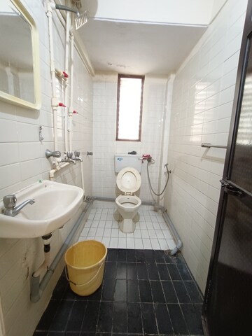 Bathroom in 2 BHK Apartment at Holy Cross Tower, Borivali West – for Rent