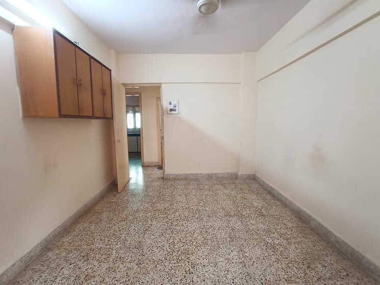 Room, holy-cross-tower 2 Bedroom 650 Sq.Ft. Apartment In Borivali West Mumbai 7916622