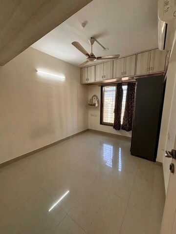 Room in 2 BHK Apartment at Acme Ozone, Manpada – for Sale