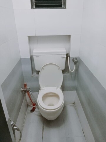 Bathroom in 1 BHK Apartment at Andheri West – for Rent