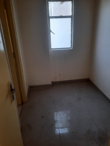 Furnished Amenities in 3 BHK Apartment at Nimbus Express Park View, Chi V Greater Noida – for Sale