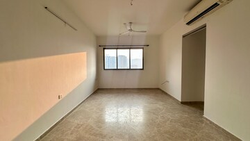 Room in 2 BHK Apartment at Lodha Splendora, Ghodbunder Road – for Sale