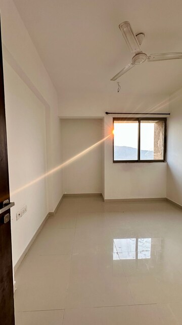 Room in 2 BHK Apartment at Lodha Splendora, Ghodbunder Road – for Sale