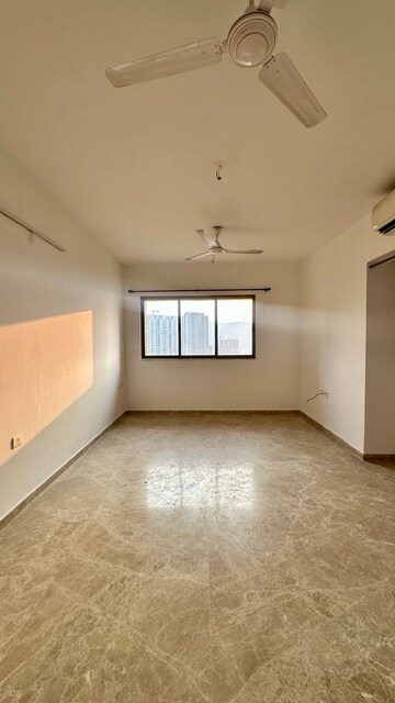 Room in 2 BHK Apartment at Lodha Splendora, Ghodbunder Road – for Sale