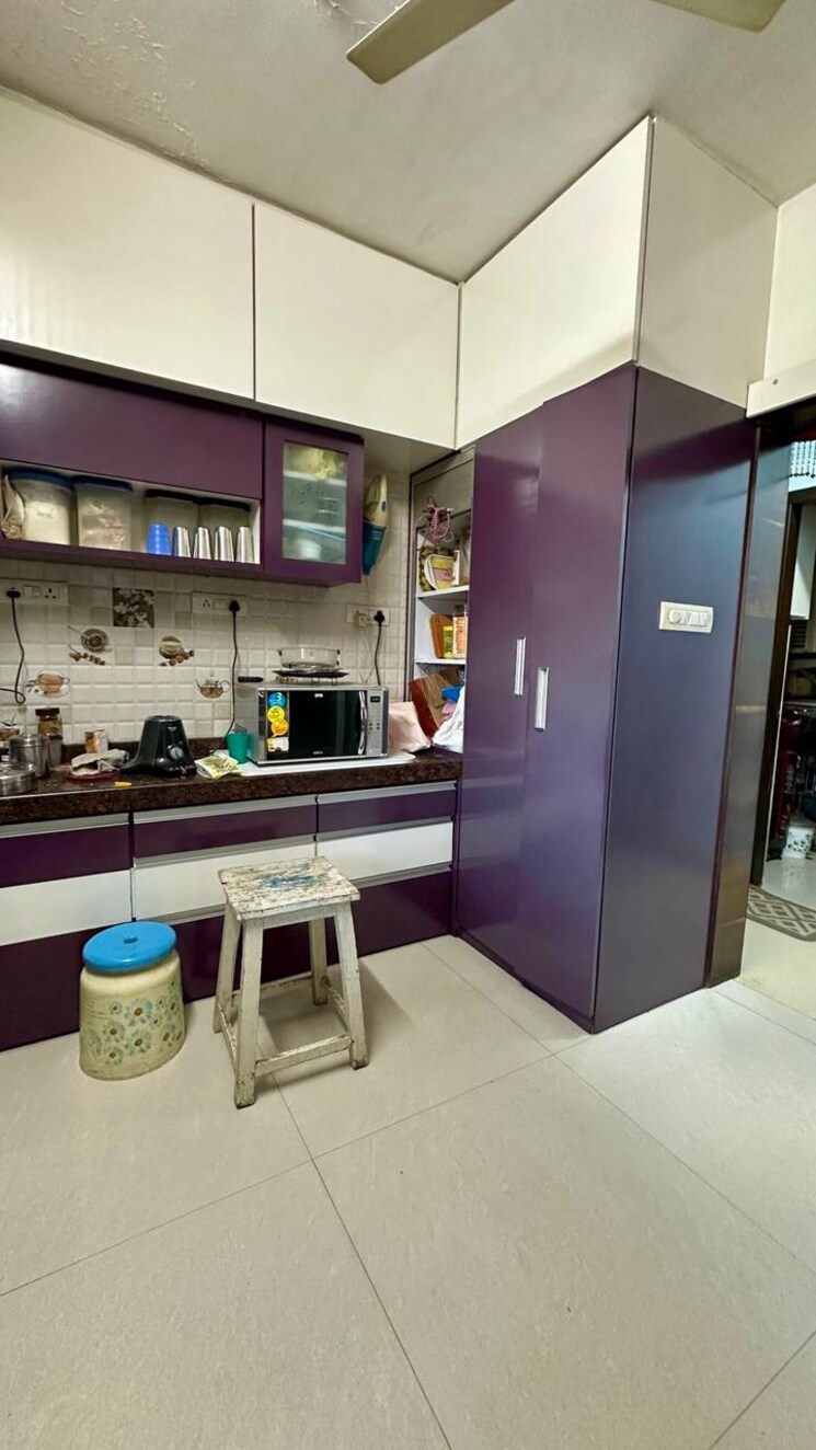 Kitchen, lodha-splendora 3 Bedroom 1124 Sq.Ft. Apartment In Ghodbunder Road Thane 7916750