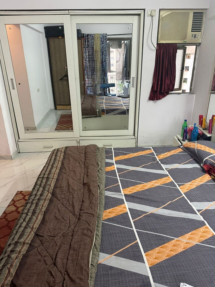 Room, lodha-splendora 3 Bedroom 1124 Sq.Ft. Apartment In Ghodbunder Road Thane 7916755