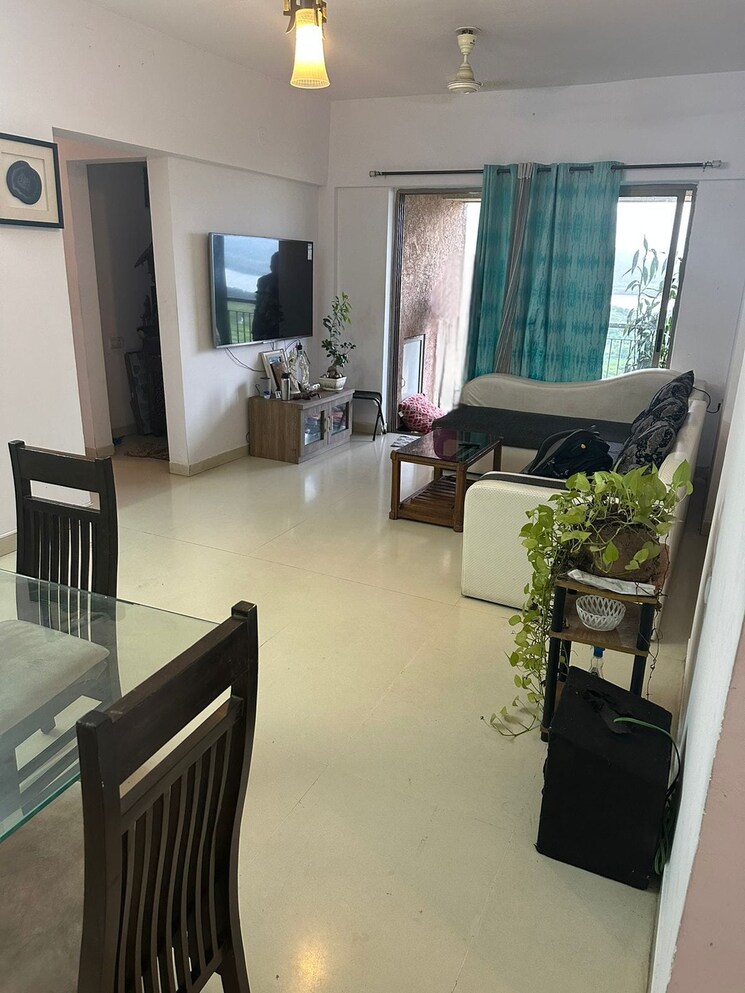 Living Room, lodha-splendora 3 Bedroom 1124 Sq.Ft. Apartment In Ghodbunder Road Thane 7916755