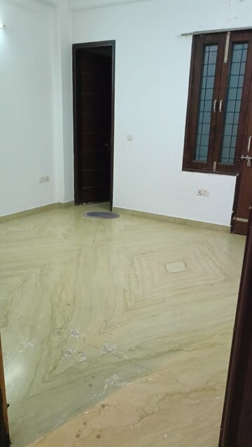 Room in 3.5 BHK Apartment at Great Value Anandam, Sector 107 – for Sale