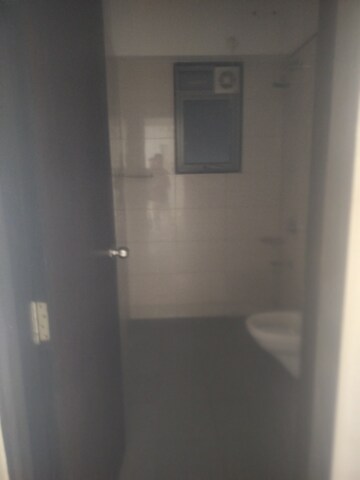 Bathroom in 2.5 BHK Apartment at Amanora Future Towers, Hadapsar – for Rent