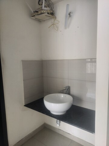 Bathroom in 2.5 BHK Apartment at Amanora Future Towers, Hadapsar – for Rent