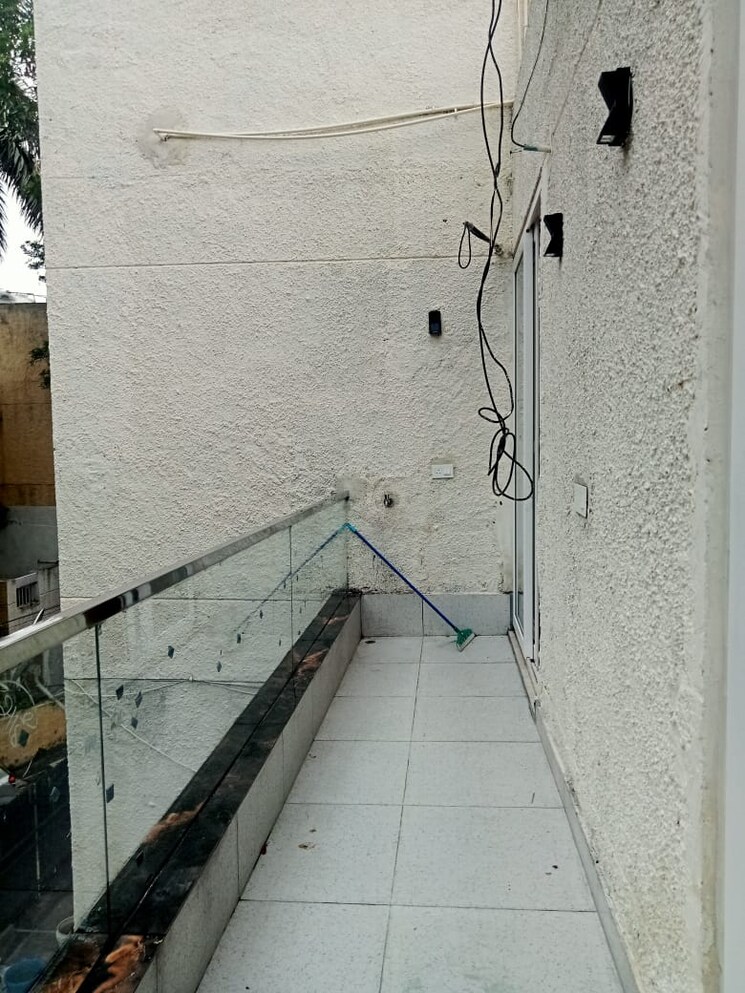 Balcony, saket 3 Bedroom 1650 Sq.Ft. Apartment In Saket Delhi 7916821