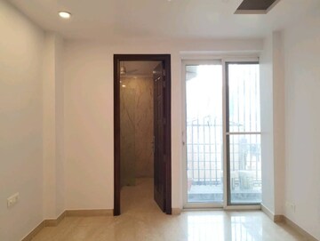 Room in 4 BHK Builder Floor at Saket – for Sale