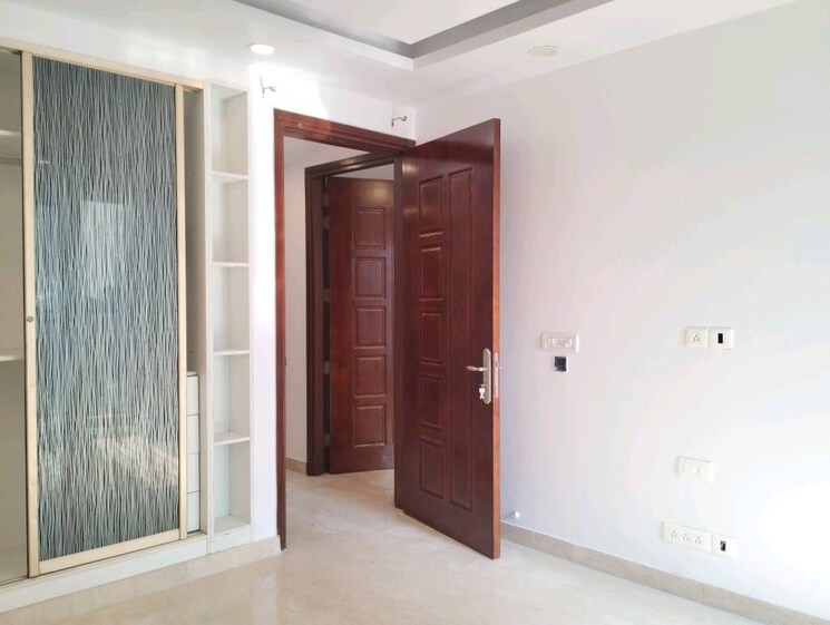 Room, saket 4 Bedroom 2200 Sq.Ft. Builder Floor In Saket Delhi 7916824