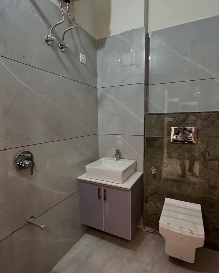 Bathroom, mansarovar extension 4 Bedroom 3000 Sq.Ft. Villa In Mansarovar Extension Jaipur 7916853