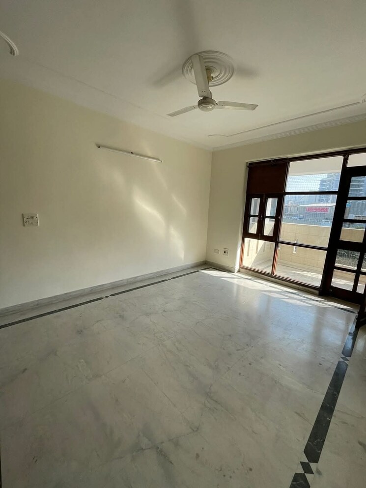 Room, ansal-plaza-sector-23 5 Bedroom 2700 Sq.Ft. Independent House In Sector 23 Gurgaon 7916851