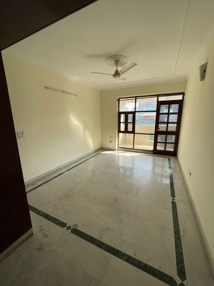 Room, ansal-plaza-sector-23 5 Bedroom 2700 Sq.Ft. Independent House In Sector 23 Gurgaon 7916851