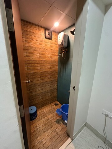 Furnished Amenities in 2 BHK Apartment at Lodha Quality Home Tower 5, Balkum Pada – for Rent