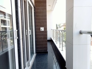 Balcony in 3 BHK Builder Floor at Paschim Vihar – for Rent
