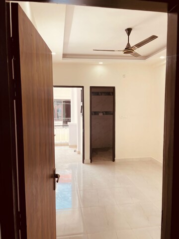Master Bedroom in 3 BHK Villa at Thv Vihaan Villa, Sector 10 Greater Noida – for Rent