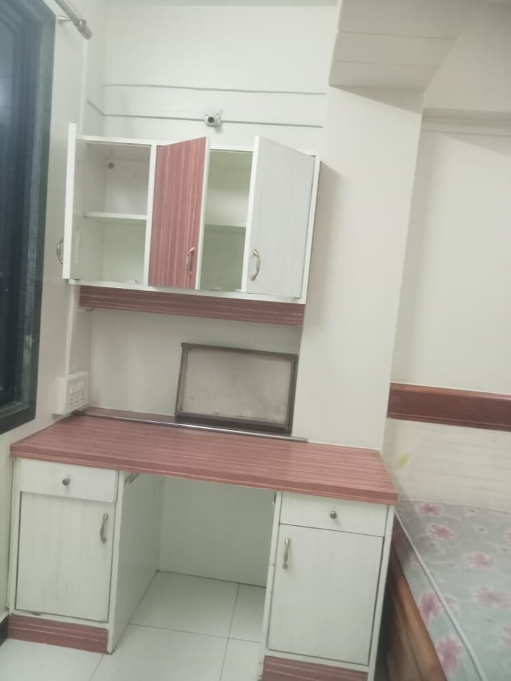 Kitchen, sakal-nagar-chs 2 Bedroom 1050 Sq.Ft. Apartment In Aundh Pune 7916885