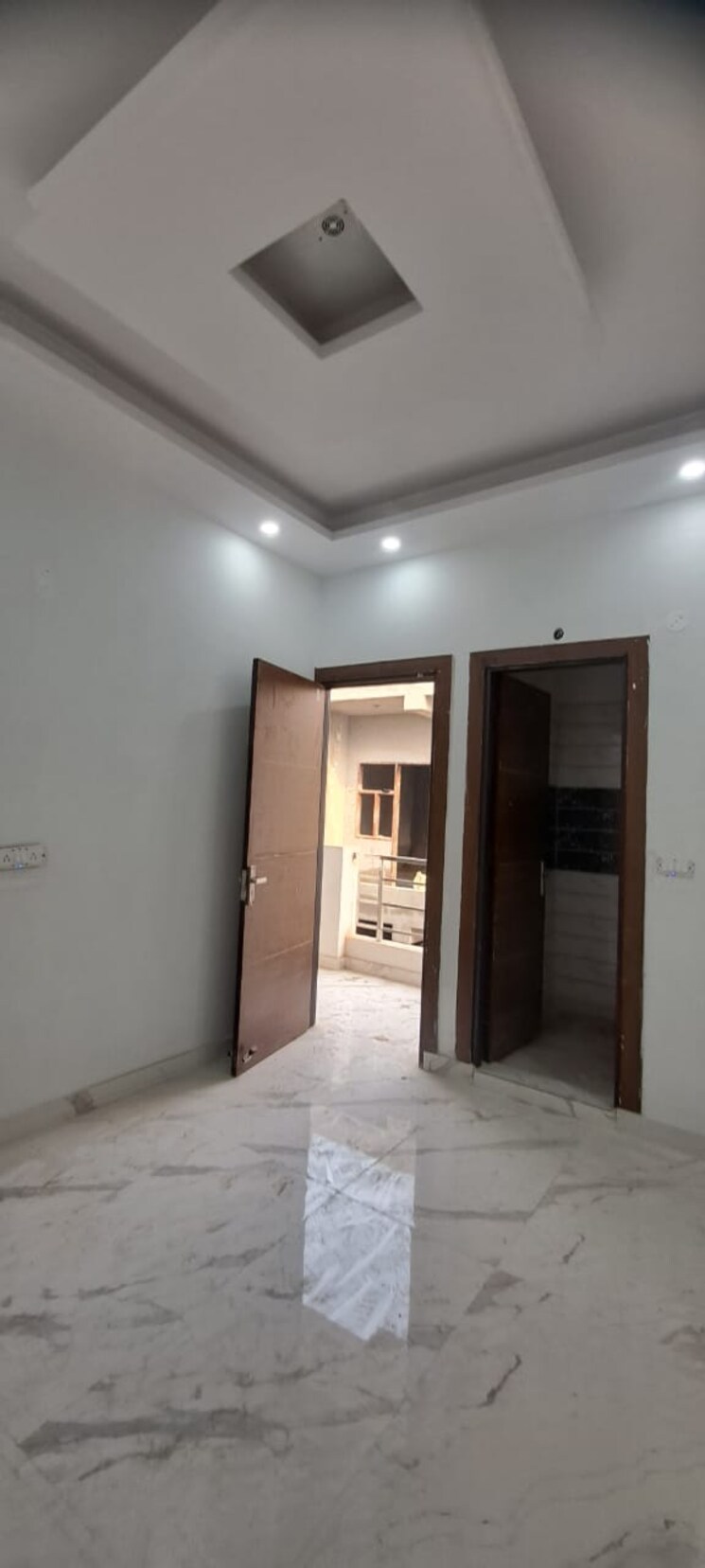Room, sector 10 greater noida 3 Bedroom 1695 Sq.Ft. Villa In Sector 10 Greater Noida Greater Noida 7916887