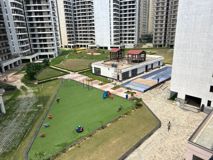 Balcony, dlf-the-skycourt 3 Bedroom 1931 Sq.Ft. Apartment In Sector 86 Gurgaon 7916925