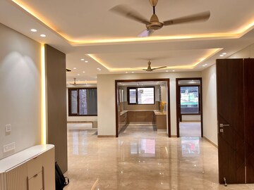 Living Room in 3.5 BHK Independent House at Sector 82 – for Rent