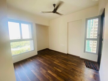 Room in 2 BHK Apartment at Piramal Vaikunth Vama, Balkum Pada – for Rent