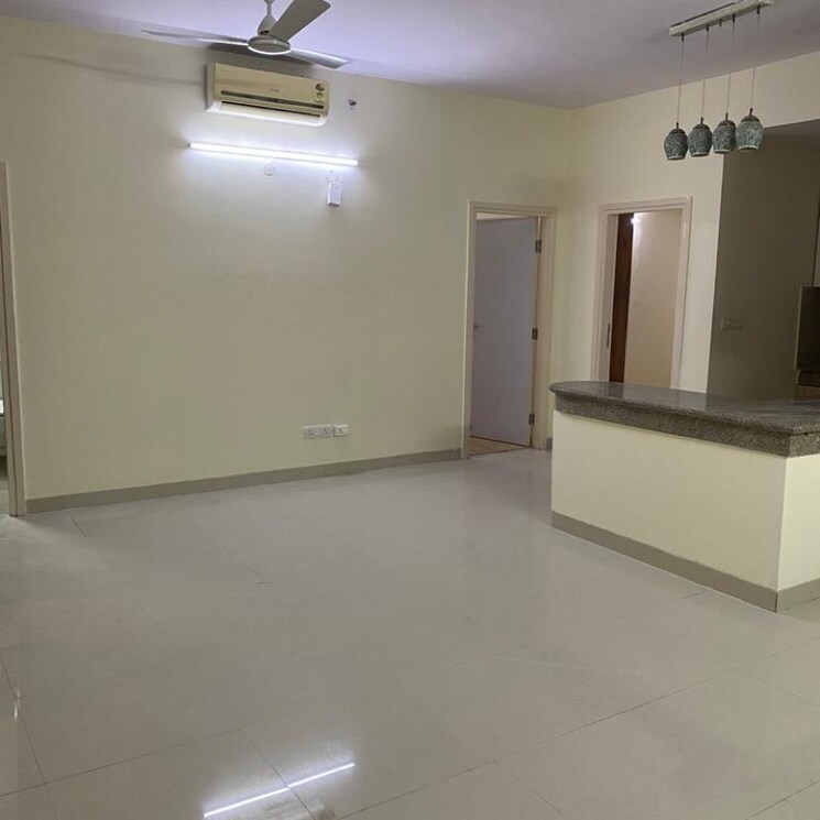 Living Room, emaar-mgf-the-palm-drive-studios 2 Bedroom 1200 Sq.Ft. Apartment In Sector 66 Gurgaon 7917016